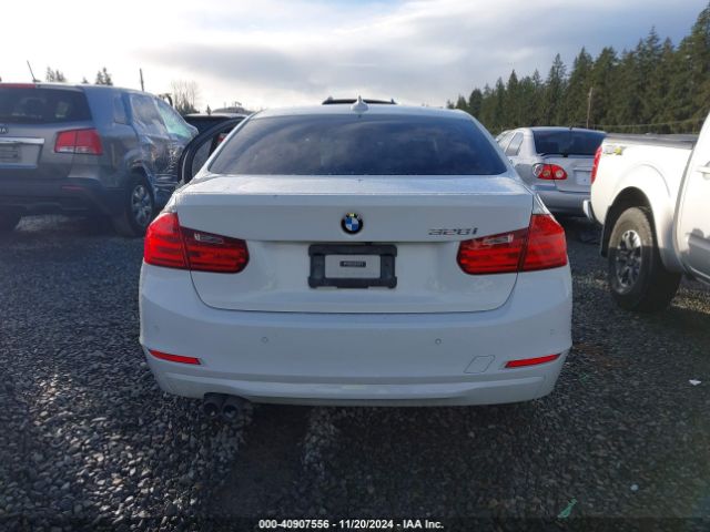 WBA3C1C53EK111717 BMW 328I