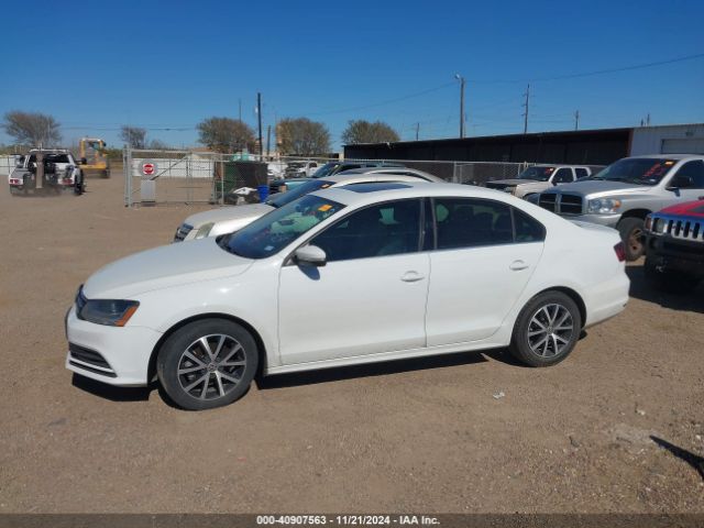 3VWDB7AJ9HM274010 Volkswagen Jetta 1.4t Se