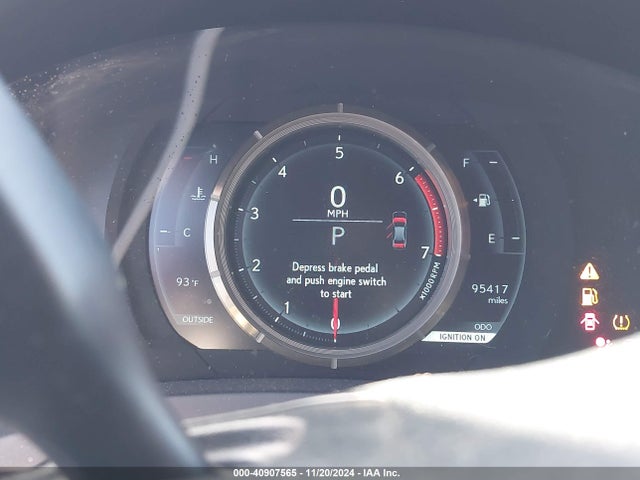 Lexus IS 200T 2016 JTHBA1D28G5022590 Image 16