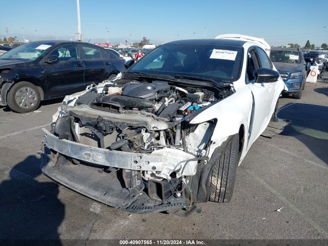 Lexus IS 200T 2016 JTHBA1D28G5022590 Image 2