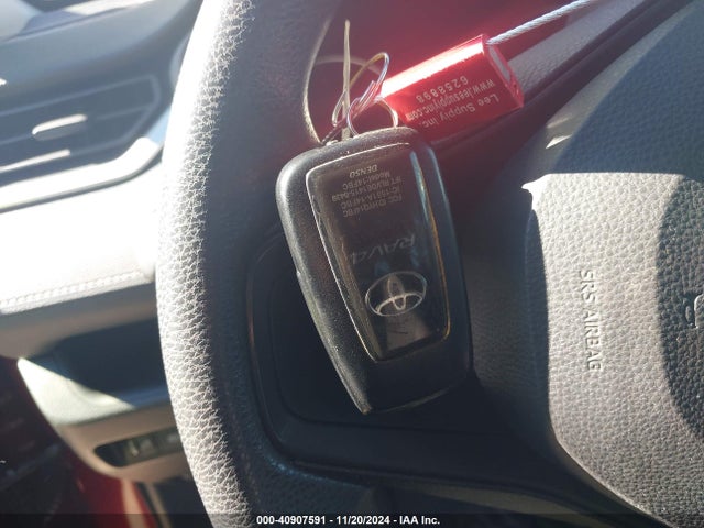 Toyota Rav4 Xle 2019 JTMW1RFV1KD008036 Image 11
