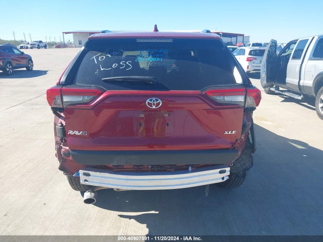 Toyota Rav4 Xle 2019 JTMW1RFV1KD008036 Image 16