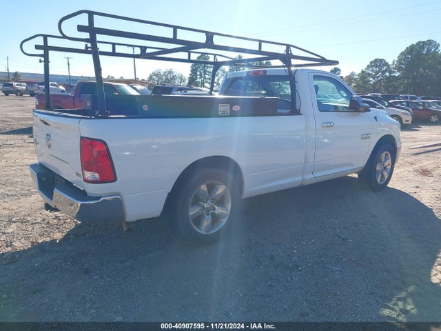 3C6JR6EG2GG320131 RAM 1500 Lone Star