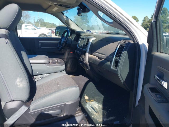 3C6JR6EG2GG320131 RAM 1500 Lone Star