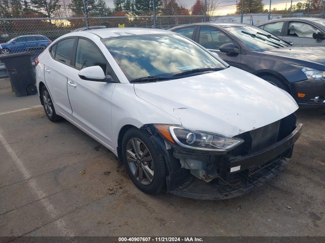 5NPD84LF1JH321888 Hyundai ELANTRA SEL