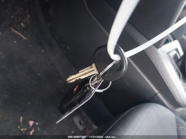 5NPD84LF1JH321888 Hyundai ELANTRA SEL
