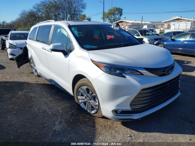 Toyota Sienna Platinum 2024 5TDESKFC0RS150892 Image 1