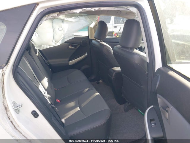 Toyota Prius Five 2014 JTDKN3DU2E0367658 Image 8