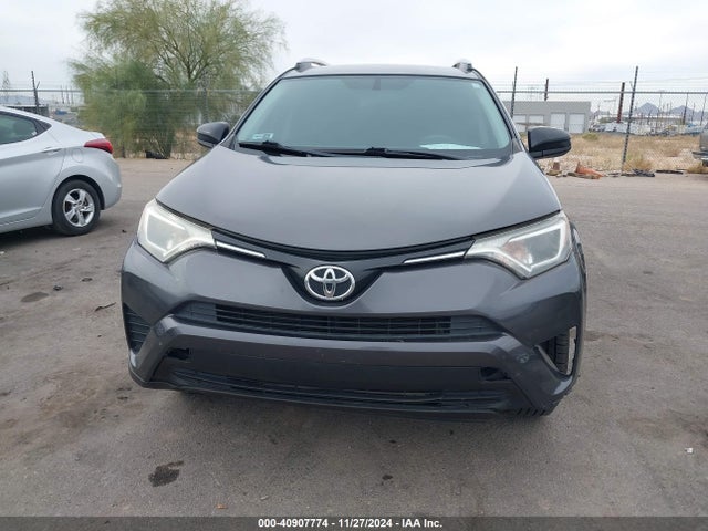 Toyota RAV4 LE 2016 JTMZFREV5GJ090667 Image 12