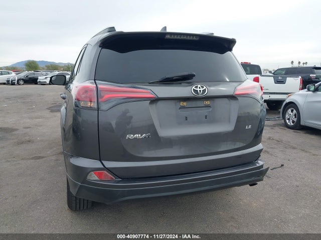 Toyota RAV4 LE 2016 JTMZFREV5GJ090667 Image 16