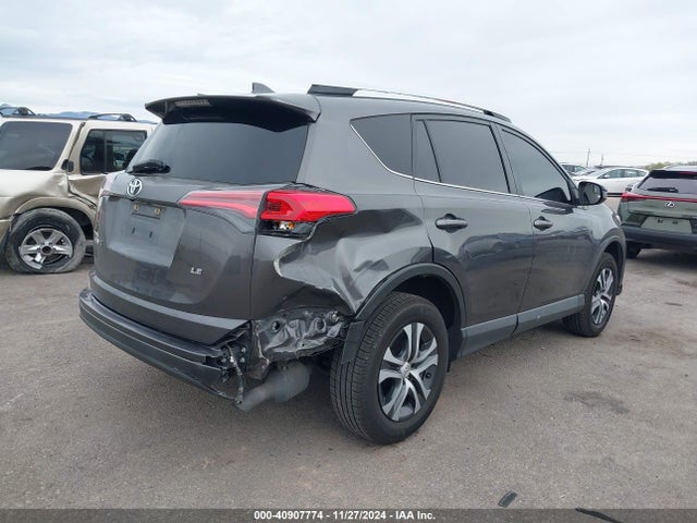 Toyota RAV4 LE 2016 JTMZFREV5GJ090667 Image 4