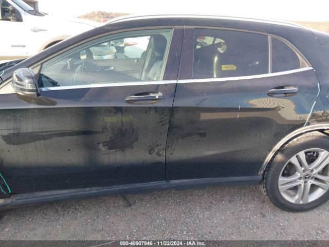 WDCTG4EB6JJ415954 Mercedes-Benz GLA 250