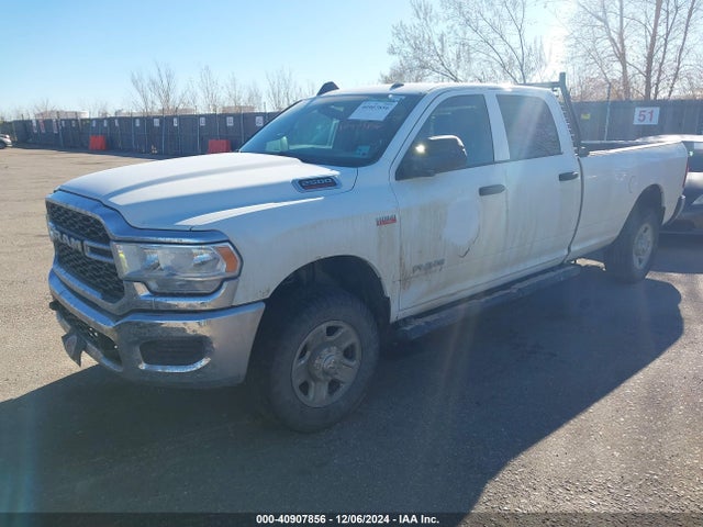 3C6UR5HJ6MG582356 RAM 2500 Tradesman  4x4 8' Box