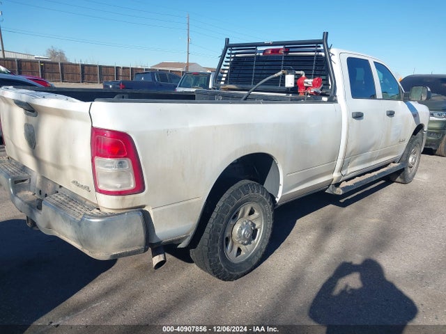 3C6UR5HJ6MG582356 RAM 2500 Tradesman  4x4 8' Box