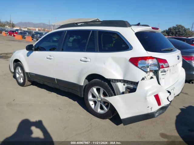 4S4BRBDC2E3202645 Subaru Outback 2.5i Premium