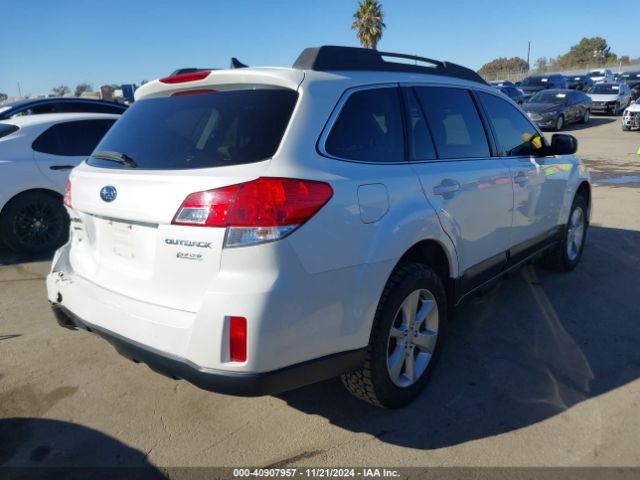 4S4BRBDC2E3202645 Subaru Outback 2.5i Premium