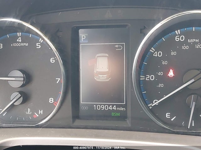 Toyota Rav4 Limited 2018 JTMDFREV5JJ259376 Image 15