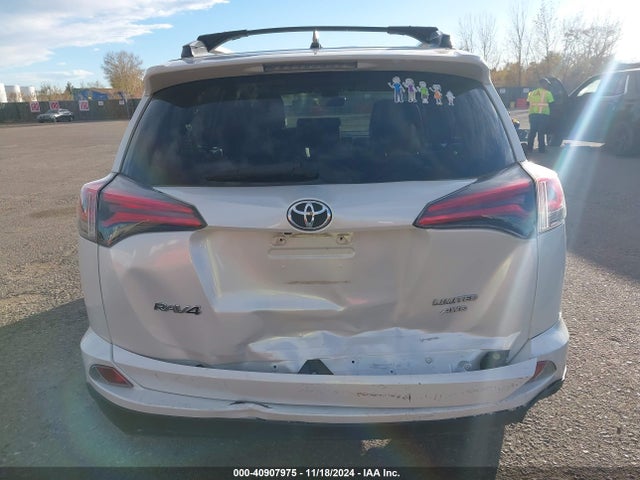 Toyota Rav4 Limited 2018 JTMDFREV5JJ259376 Image 16