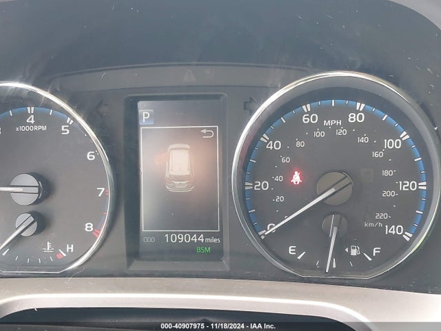 Toyota Rav4 Limited 2018 JTMDFREV5JJ259376 Image 7