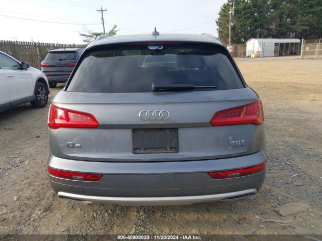 WA1BNBFY2J2028109 Audi Q5 2.0t Premium/2.0t Tech Premium
