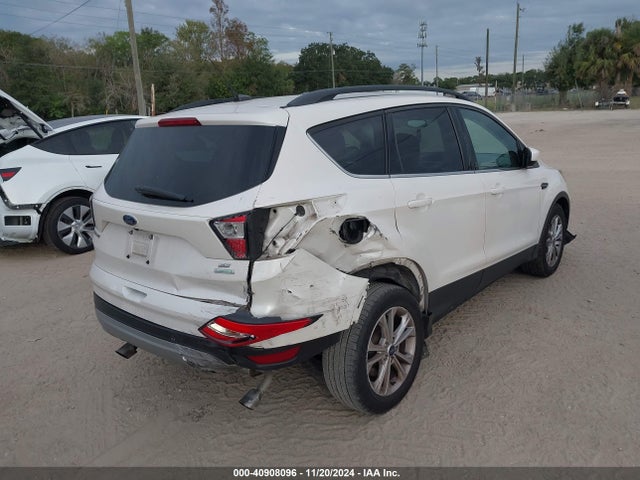 Ford ESCAPE SE 2018 1FMCU0GDXJUC17037 Image 17