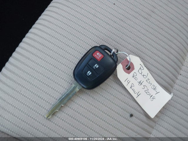 Toyota Rav4 Xle 2014 JTMRFREV3EJ005354 Image 11