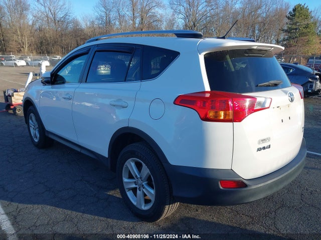 Toyota Rav4 Xle 2014 JTMRFREV3EJ005354 Image 3