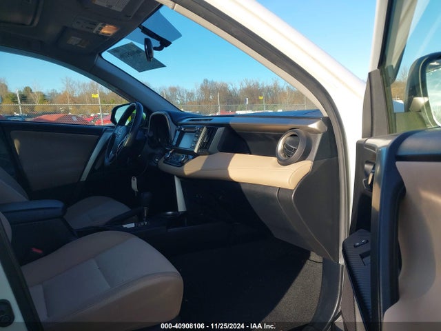Toyota Rav4 Xle 2014 JTMRFREV3EJ005354 Image 5