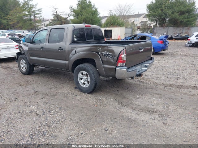 Toyota Tacoma Double Cab/trd Pro 2015 5TFLU4EN2FX112778 Image 3