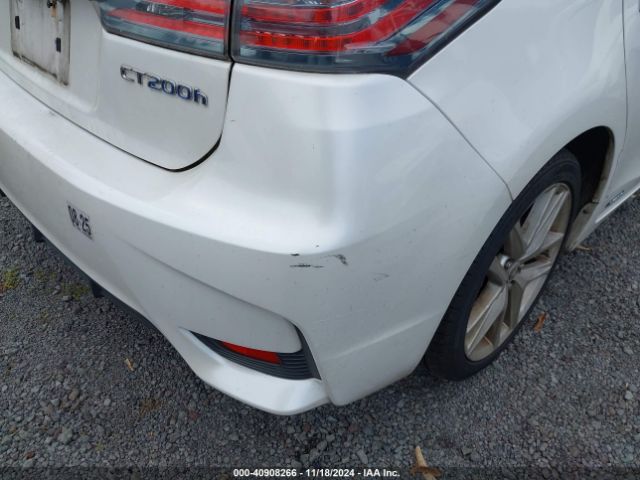 JTHKD5BH1F2247388 Lexus CT 200H