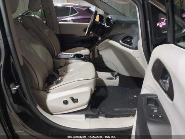 2C4RC1GG0HR752001 Chrysler Pacifica Limited