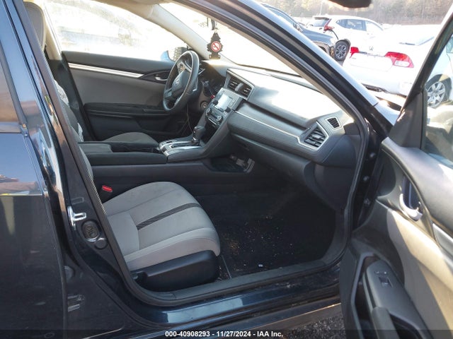 Honda Civic Lx 2018 2HGFC2F59JH606394 Image 5