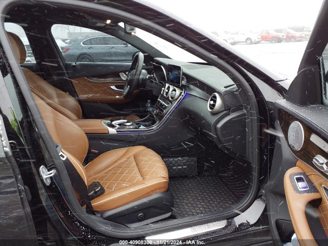 55SWF8EBXKU321516 Mercedes-Benz C 300 4matic