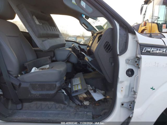 1FTBF2B65GEC72500 Ford F-250 Xl
