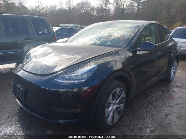 2022 TESLA MODEL Y 7SAYGDEE7NA008549 Photo 1