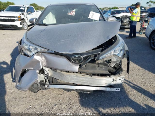 JTNKHMBX0J1009663 Toyota C-HR XLE