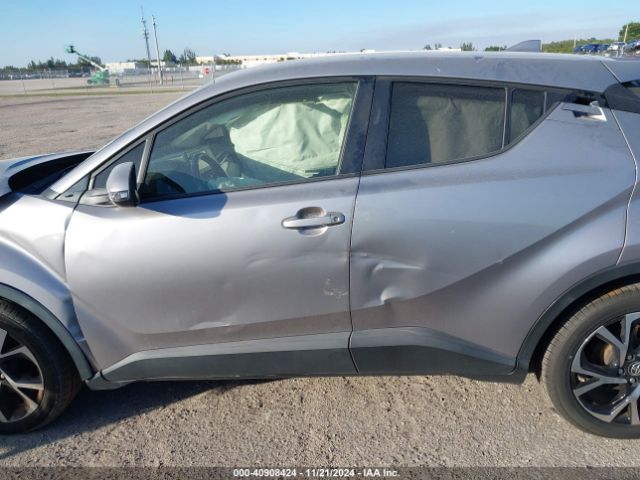 JTNKHMBX0J1009663 Toyota C-HR XLE
