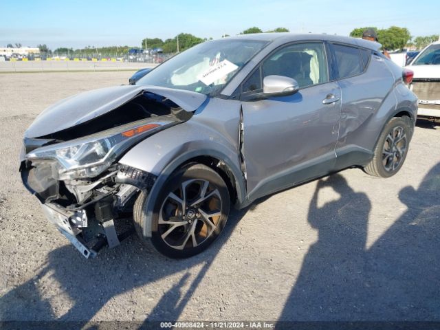 JTNKHMBX0J1009663 Toyota C-HR XLE