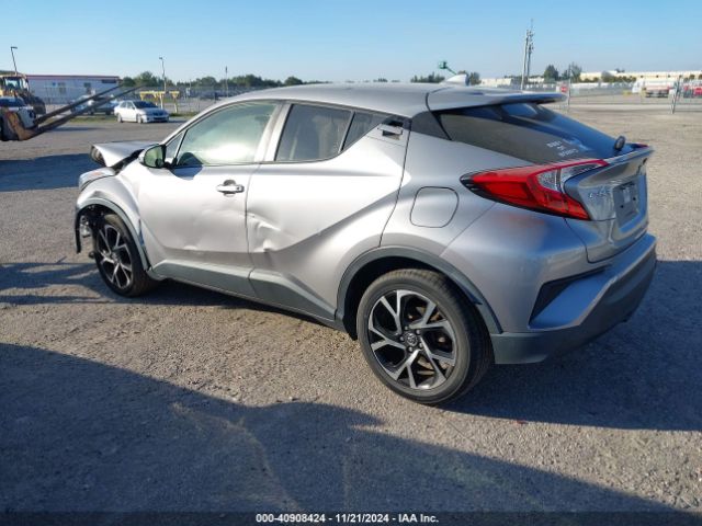JTNKHMBX0J1009663 Toyota C-HR XLE