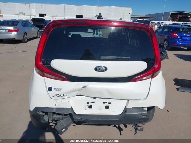 KIA SOUL LX 2021 KNDJ23AU1M7138189 Image 17