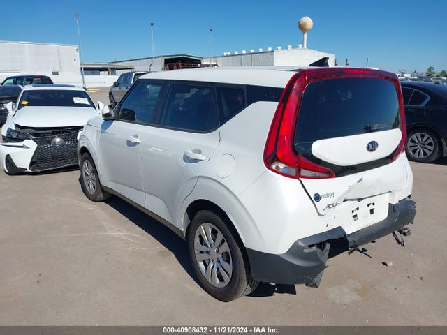 KIA SOUL LX 2021 KNDJ23AU1M7138189 Image 3