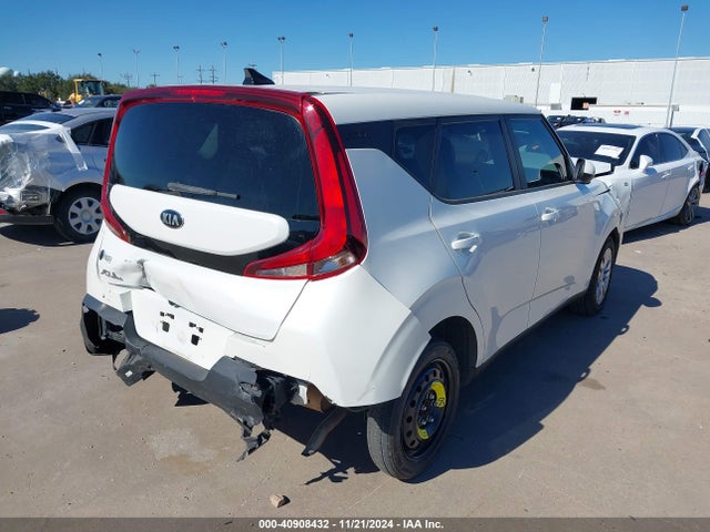 KIA SOUL LX 2021 KNDJ23AU1M7138189 Image 4