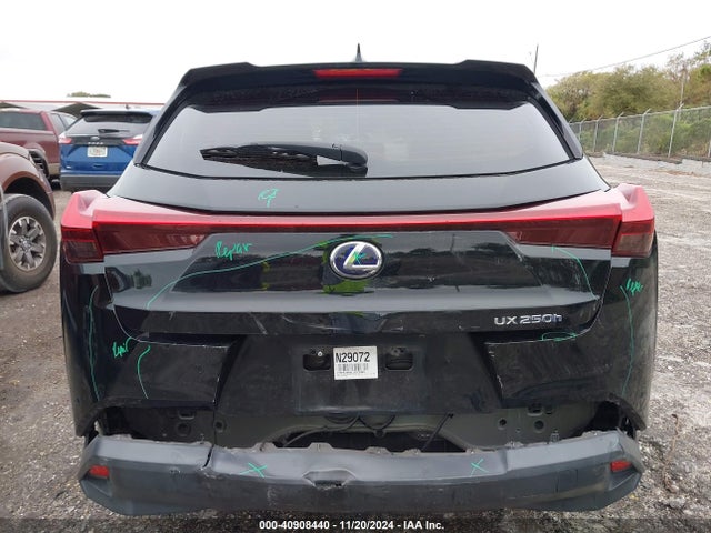 JTHP9JBH6L2023965 Lexus UX 250H