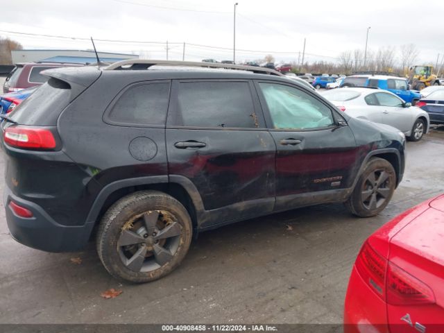 1C4PJMCB1GW270958 Jeep Cherokee 75th Anniversary