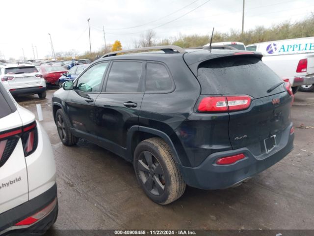 1C4PJMCB1GW270958 Jeep Cherokee 75th Anniversary