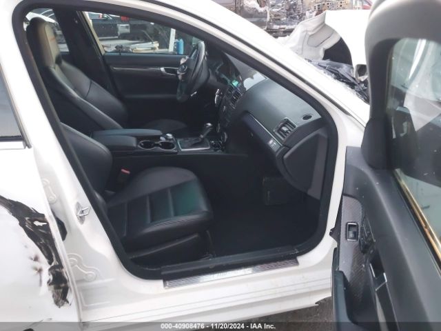 2009 MERCEDES-BENZ C 63 AMG WDDGF77X99F319891 Photo 4
