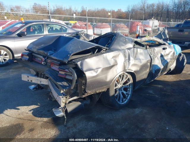 2C3CDZDJ8GH164728 Dodge Challenger Srt 392