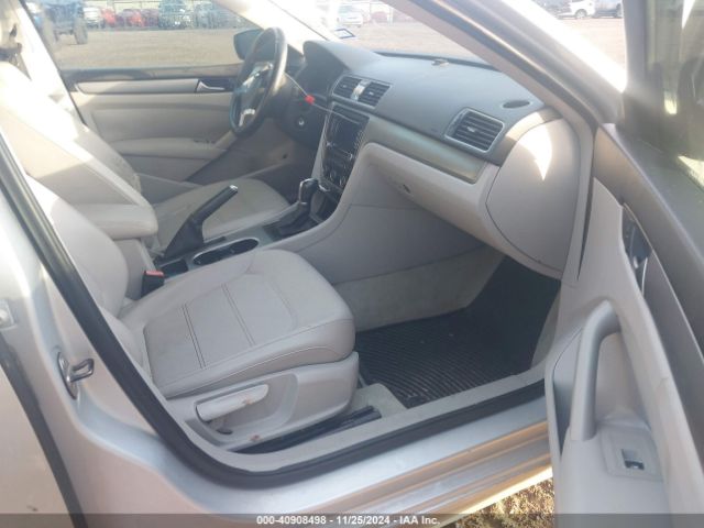 1VWBN7A31EC017372 Volkswagen Passat 2.0l Tdi Se