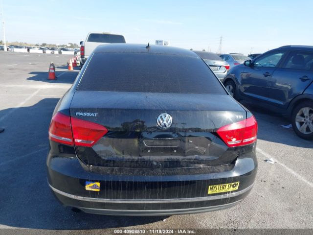 1VWAT7A33EC099574 Volkswagen Passat 1.8t S