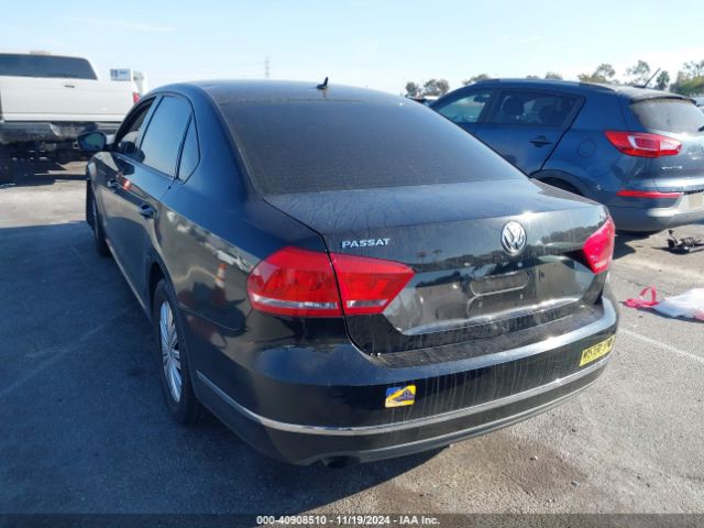 1VWAT7A33EC099574 Volkswagen Passat 1.8t S
